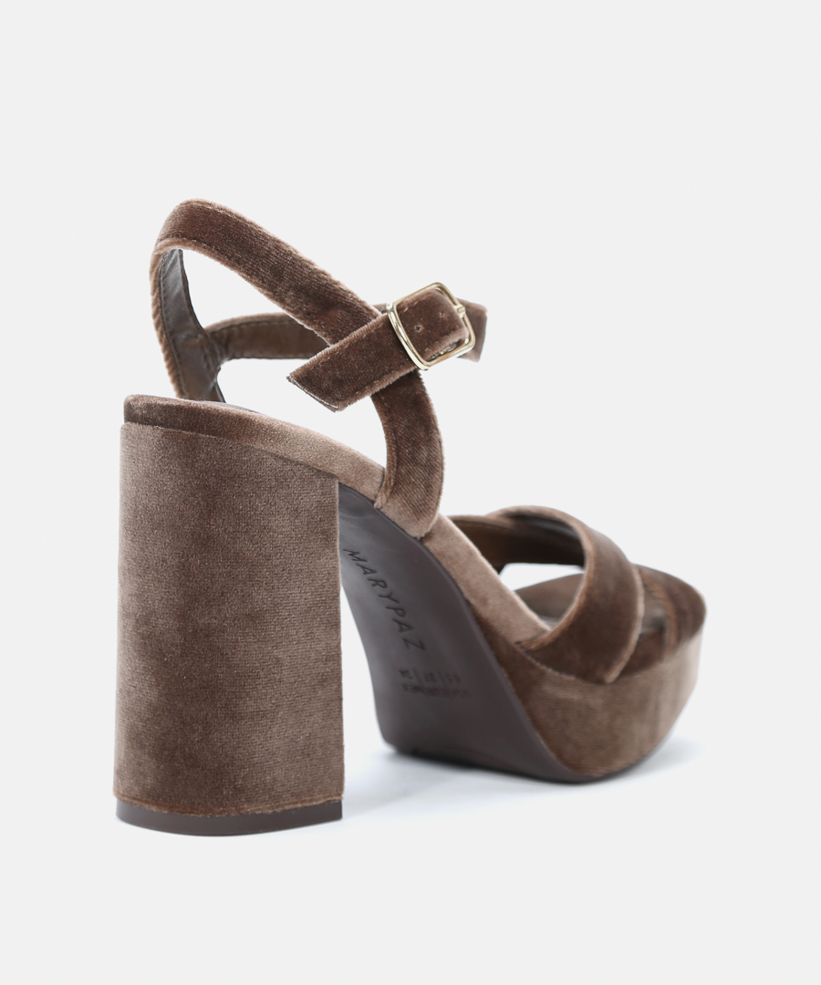 Sandalias plataforma terciopelo image number null